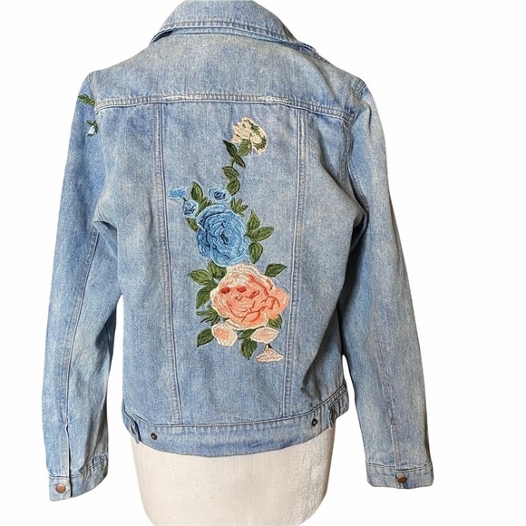Olivaceous Floral EmbroideredDenim Jacket. Size M - Picture 1 of 7